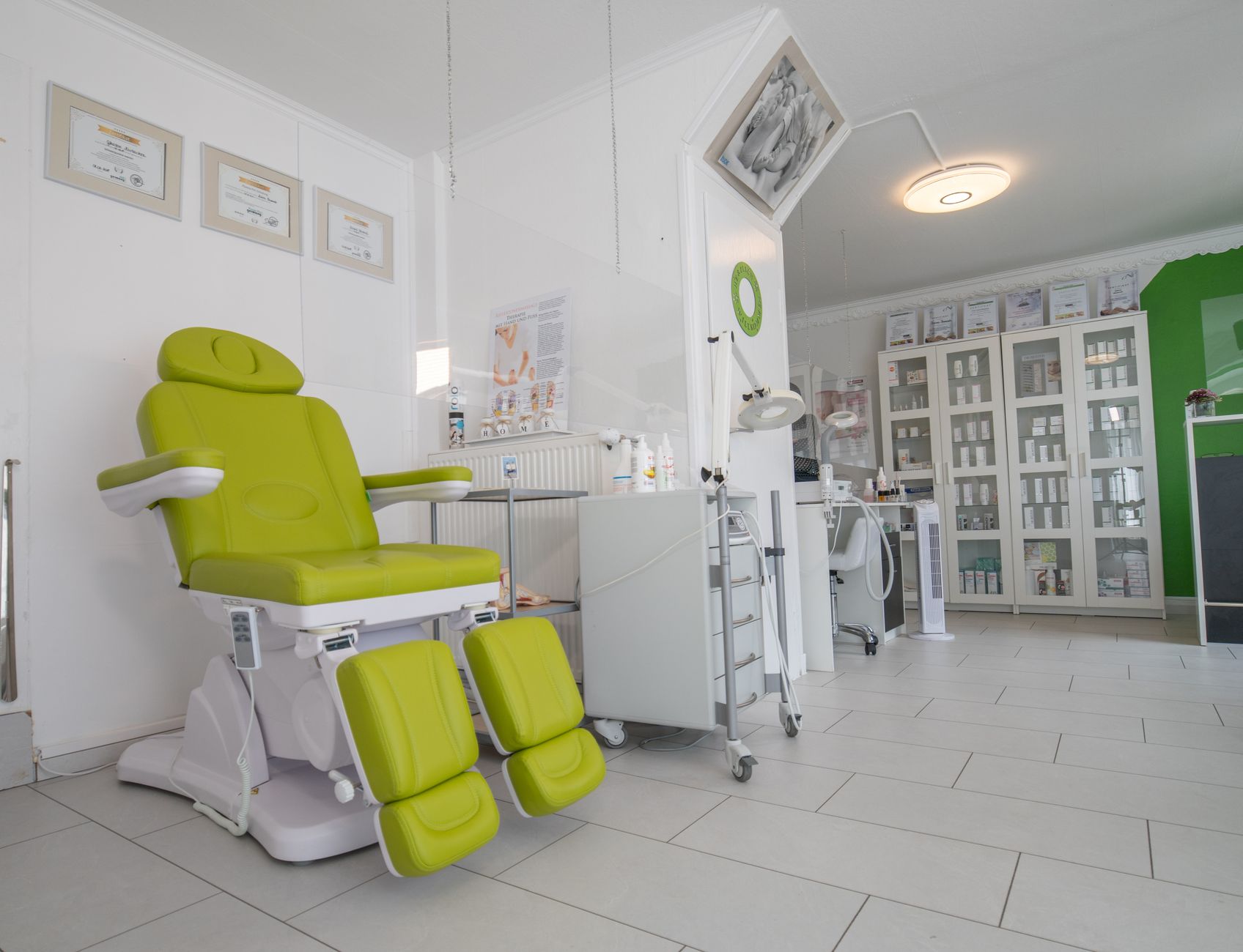 Face Aesthetics by Maren Reiche / Hildesheim 1 Face Aesthetics by Maren Reiche / Hildesheim