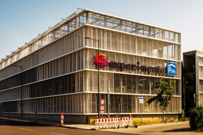 Treppenlift in Heilbronn: Anbieter, Kosten & Beratung 8 OTIS GmbH, Niederlassung Heilbronn – Treppenlift in Treppenlift in Heilbronn: Anbieter, Kosten & Beratung