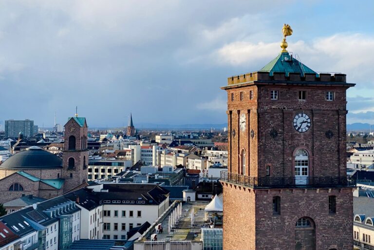 Treppenlift in Karlsruhe: Anbieter, Kosten & Beratung 7 Reichert Aufzüge & Fördertechnik GmbH in Karlsruhe – Treppenlift in Treppenlift in Karlsruhe: Anbieter, Kosten & Beratung