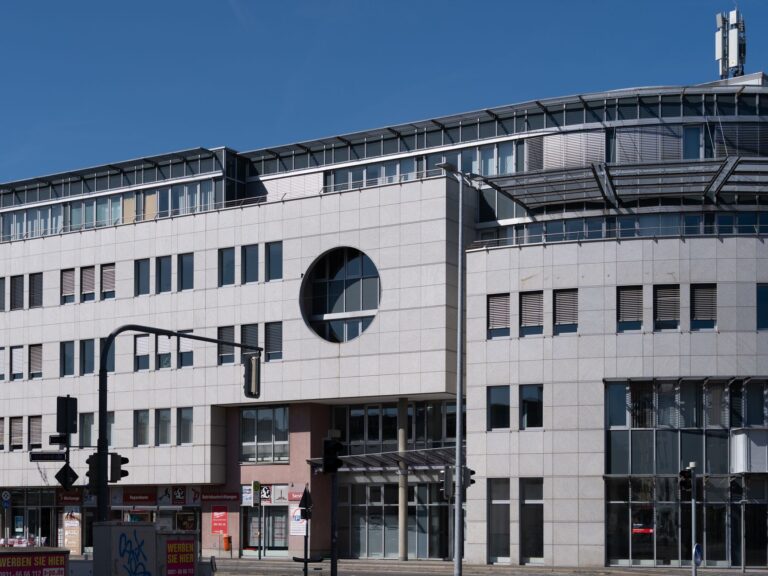 Treppenlift in Heilbronn: Anbieter, Kosten & Beratung 10 TK Elevator - Service Niederlassung Heilbronn – Treppenlift in Treppenlift in Heilbronn: Anbieter, Kosten & Beratung