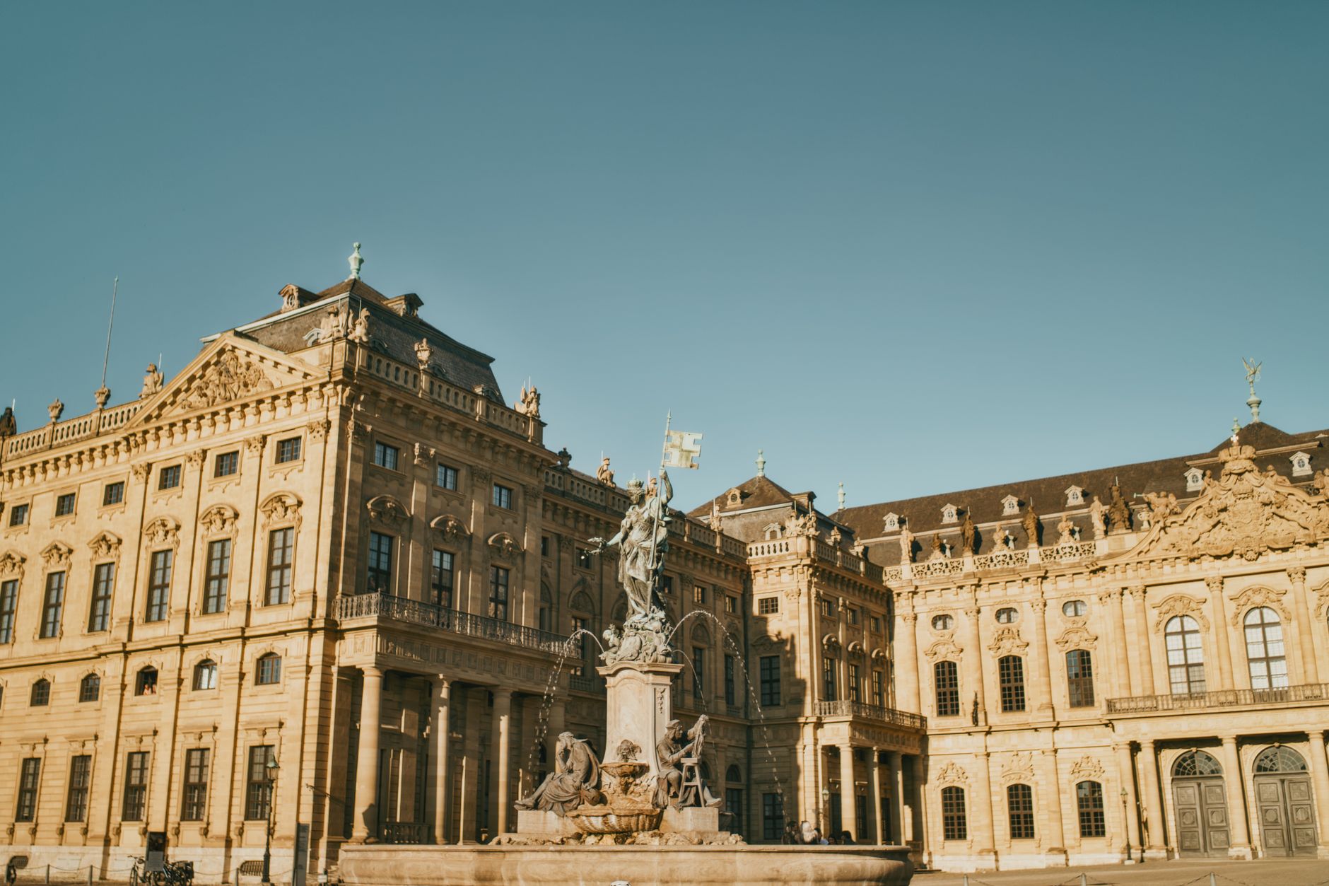 WEMO-tec GmbH - Arbeitsbühnenvermietung in Würzburg 1 WEMO-tec GmbH - Arbeitsbühnenvermietung in Würzburg